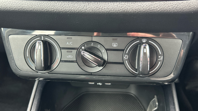 Skoda Fabia 1.0 MPI 80 SE Comfort 5dr Petrol Hatchback